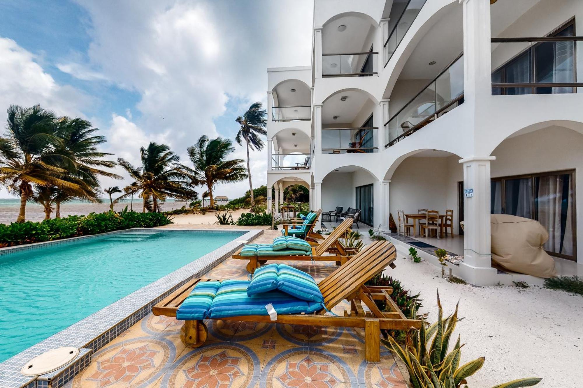 Blue Water Beach Villas San Pedro  Kamer foto