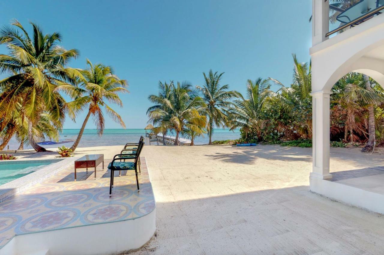 Blue Water Beach Villas San Pedro  Kamer foto